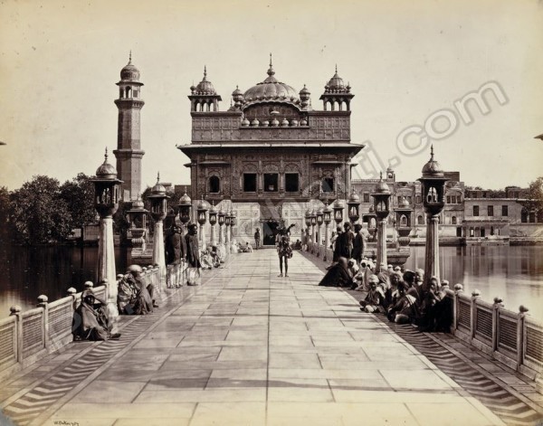 very old pic of Golden Temple.jpg (164 KB)